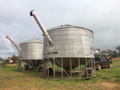2 x 45 ton De Engineer Field Bins farm Machinery for sale WA Wubin