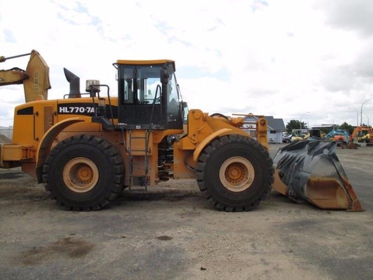 2011 Hyundai 770-7A Loader for sale Albion Park NSW