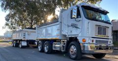 2004 Freightliner Argosy Truck  Super Dog Trailer for sale Guildford NSW