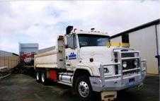 Truck for sale WA Freightliner Truck