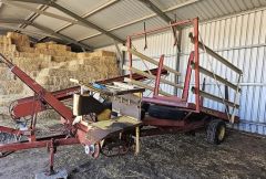 N H 1012 bale stack &amp; elevator farm machinery for sale Doodenanning WA
