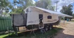 Caravan for sale Wagga Wagga NSW 2017 Golf Savannah Maxxi 531 Poptop Expander