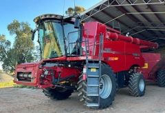 Case IH 8250 combine harvester for sale Swan Hill Vic