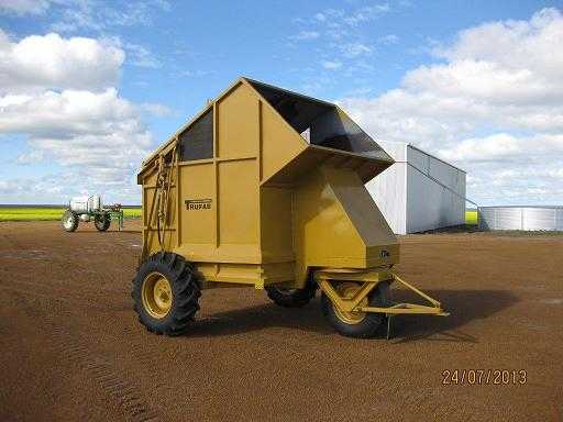 Trufab Chaff Cart Farm Machinery for sale WA