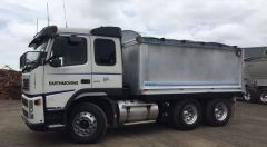 Dog Trailer &amp; 2005 Volvo FM12 Tipper Truck for sale Vic Bentleigh