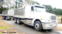 2010 Freightliner Columbia CL120 Tipper Truck for sale Vic Traralgon East 