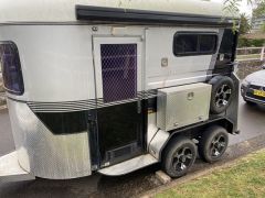 Horse float for sale Dural NSW Eurofloat 2 horse S/L As New