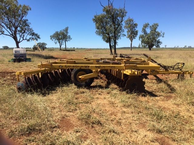 48 &amp; 34 Offset disc Ploughs Farm Machinery for sale Clermont Qld