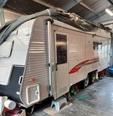 2011 Coromal Lifestyle L665S Caravan for sale Queanbeyan NSW