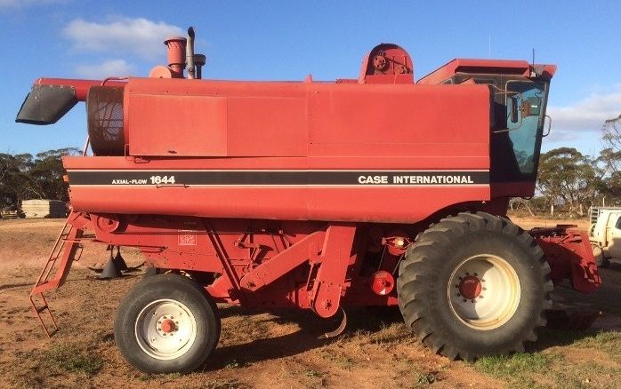 Case IH 1644 Header Farm Machinery for sale Central Eyre Peninsula SA