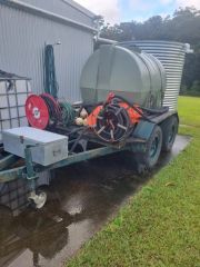 Dual Axle 2000 Ltr Water Tank with Robin Water Pump for sale Eumundi Qld