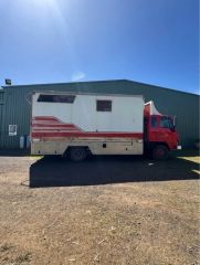 1987 Isuzu with living 3 Horse Truck for sale Hamilton Vic