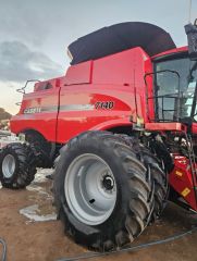 7140 Case Header/Harvester for sale Woomelong Vic