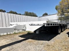 Fruehauf 25ft Tri-axle Low Deck Trailer for sale Vic swan Hill