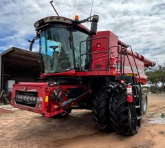 2013 Case 9230 Harvester with Airflex Honeybee Front plus Mid West Front SA