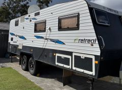 2015 Retreat Hamilton 2 single beds full ensuite caravan for sale Thornlie WA