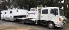 2005 FD Hino Dual Cab Truck 4 Horse Gooseneck Horse Transport for sale Tyers Vic