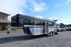2 Horse Gooseneck with slide out for sale Macksville NSW