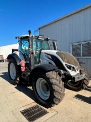 VALTRA 4x4 Tractor for sale Werribee South Vic