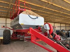 Morris 9450 Air Cart for sale Poochera SA