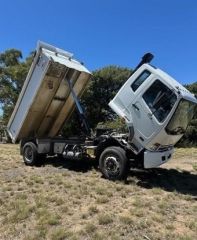 2009 MITSUBISHI FUSO FIGHTER FM600 + HARDOX TIPPER BIN FOR SALE COOMA NSW