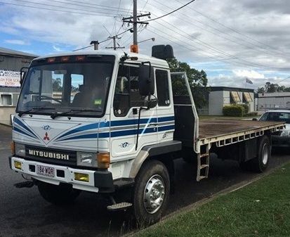 Mitsubishi FM 5590A flat top tray truck for sale Brisbane Qld