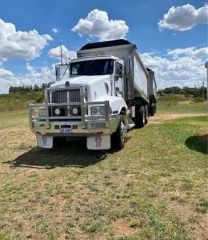 2006 Kenworth T401 Truck with Borcat Tipper Trailer for sale Young NSW