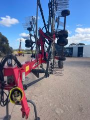 Massey Ferguson Twin Rotor Rake for sale Wynarka SA