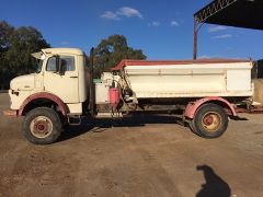 Mercedes 911 4 X 4 Spreader Truck for sale SA Williamstown 