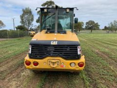 2016 Cat 906M Tractor for sale McLaren Vale SA