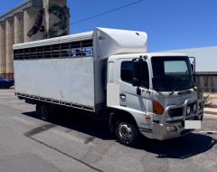 HINO 2011 HORSE/CATTLE TRUCK FOR SALE GAWLER SA