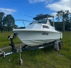 2000 Haines Hunter V17C Boat for sale Mullumbimby  NSW