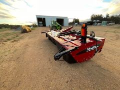 2018 MacDon R85 front for sale Mount Pleasant WA