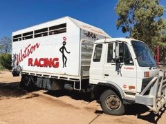 Nissan CMF88 5 Horse Truck for sale Swan Hill Vic