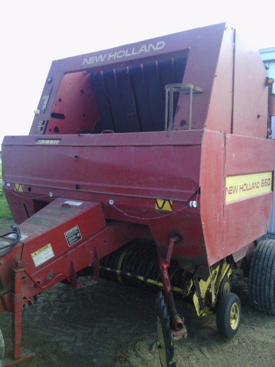 New Holland 660 Round Baler Farm Machinery for sale SA