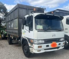 Hino FG Tipper Truck &amp; 18 inch Chipper Combo For sale Penrith NSW
